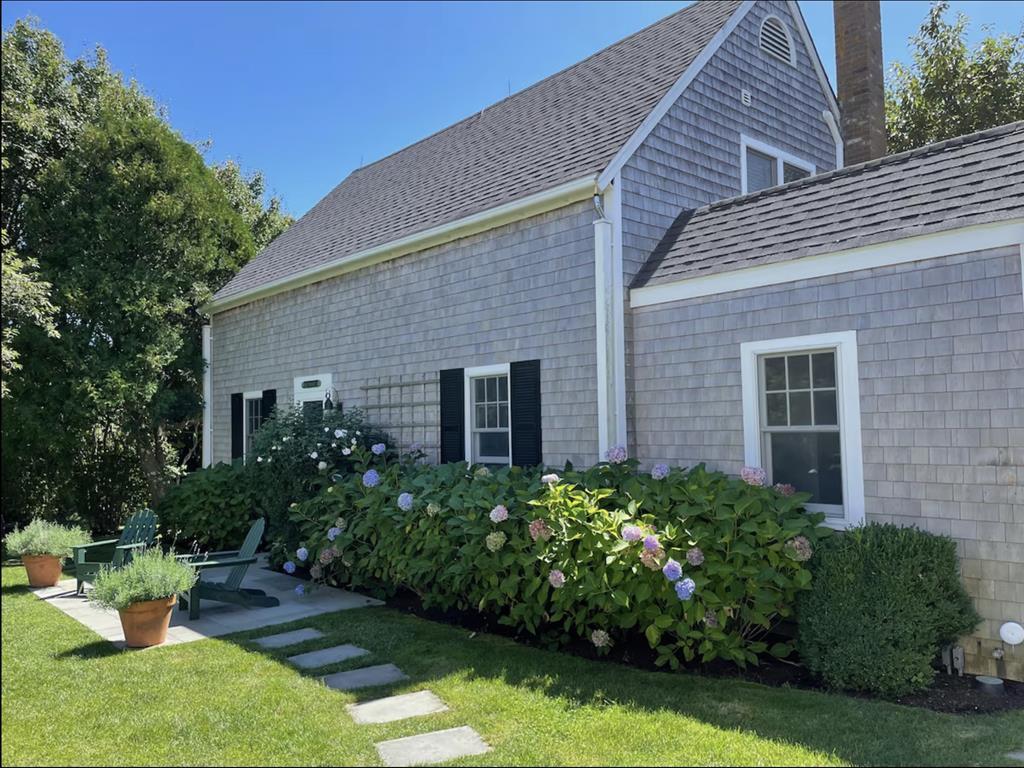 Photo of Nantucket vacation rental property at 8 Pond Road Nantucket, MA 02554