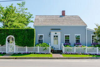 Photo of Nantucket vacation rental property at 164 Main Street Nantucket, MA 02554