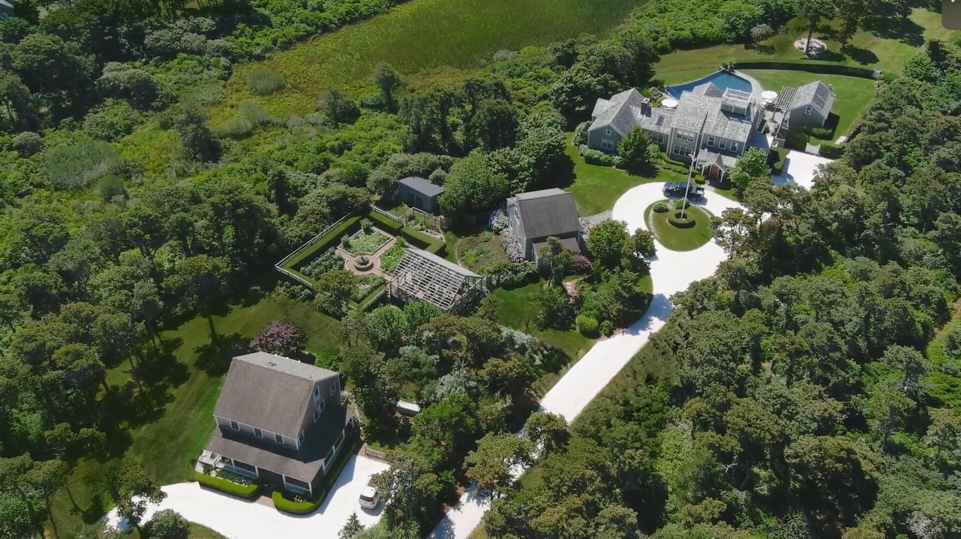 1 Pochick Avenue photo 67