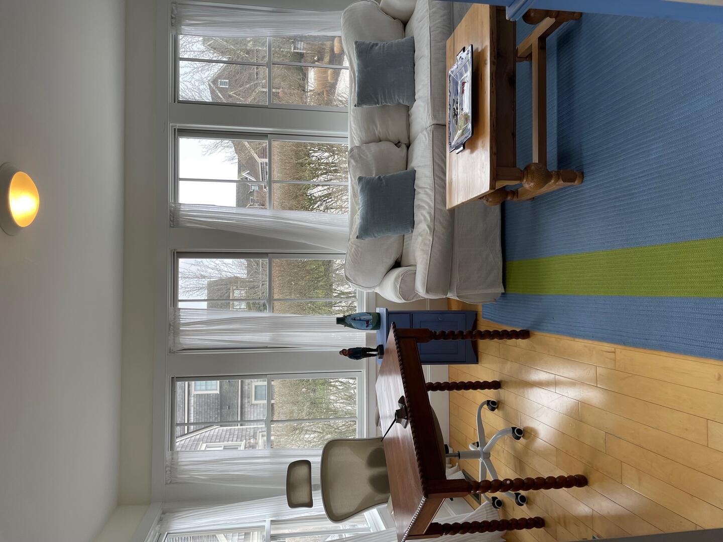 6 Thistle Way photo 5