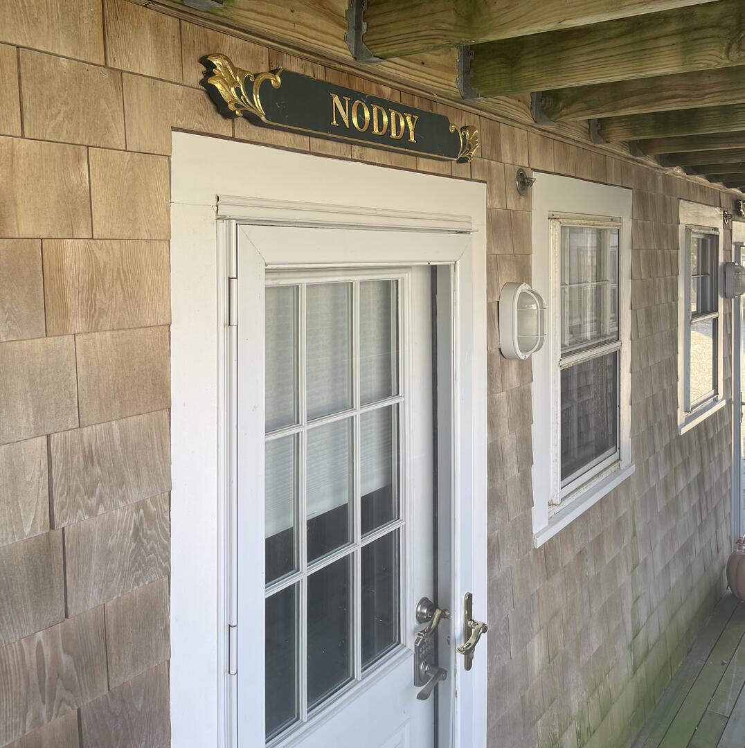 Photo of Nantucket vacation rental property at 17A Washington St Apt 3, Lower Left Nantucket, MA 02554