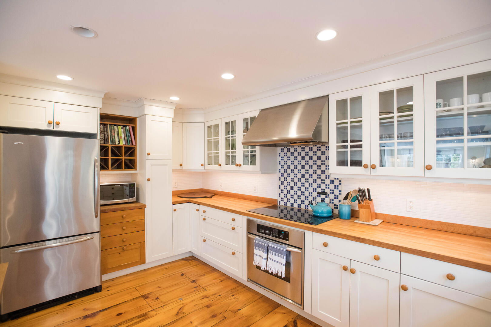 16 Pleasant Street photo 5