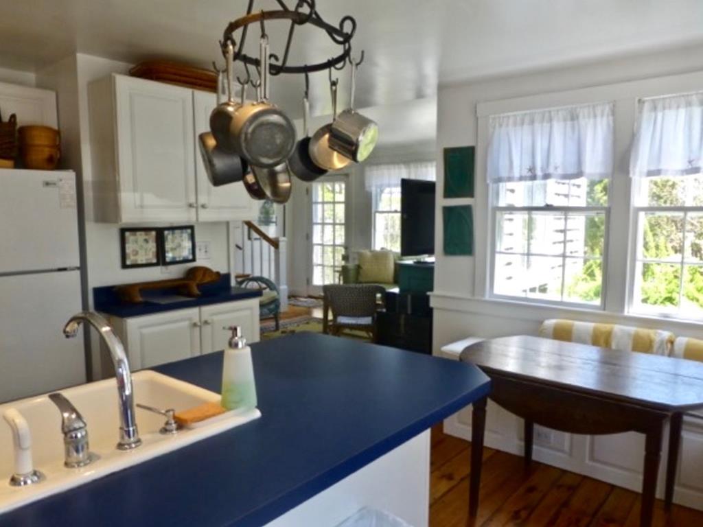 62 Fair Street photo 3