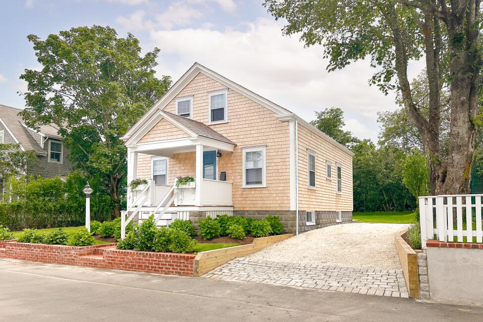 30 North Liberty Street photo 2