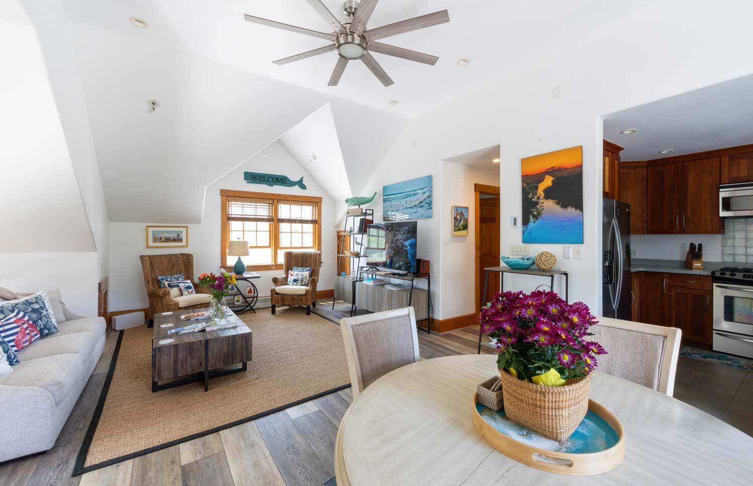 The Pineapple House photo 12