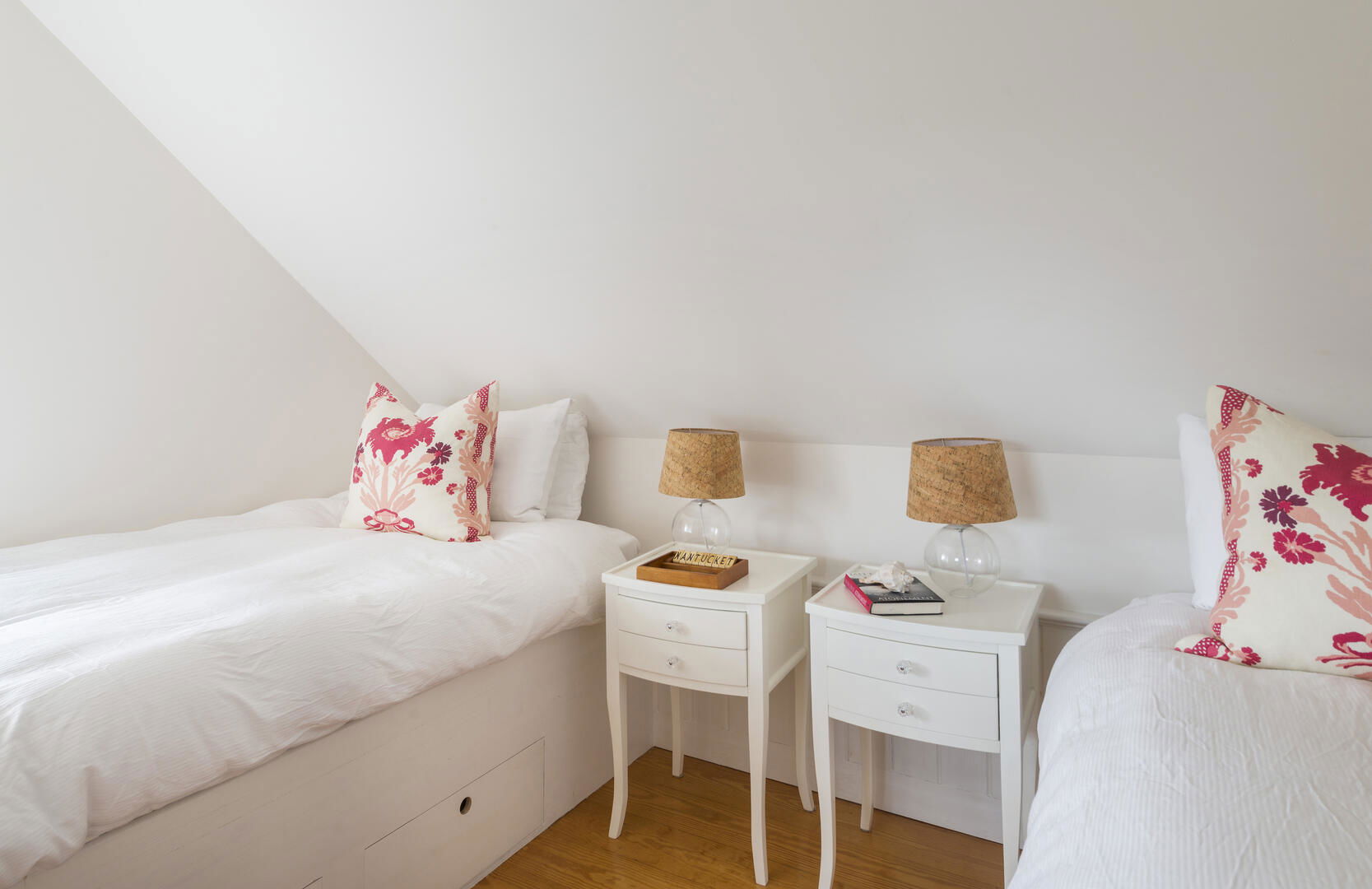 6 Pochick Avenue photo 35