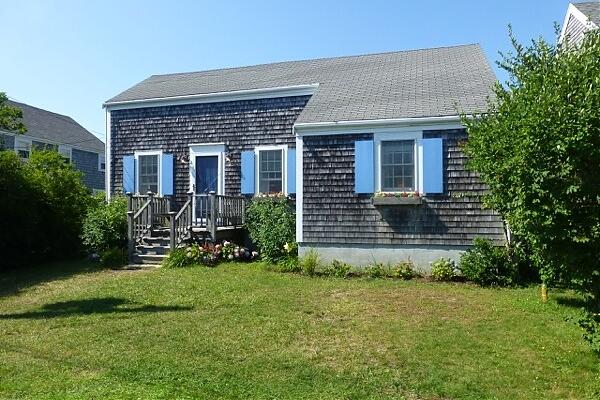 Photo of Nantucket vacation rental property at 21 East Lincoln Avenue Nantucket, MA 02554