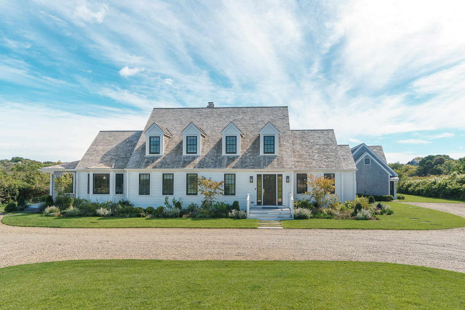Photo of property  at 174 Cliff Road