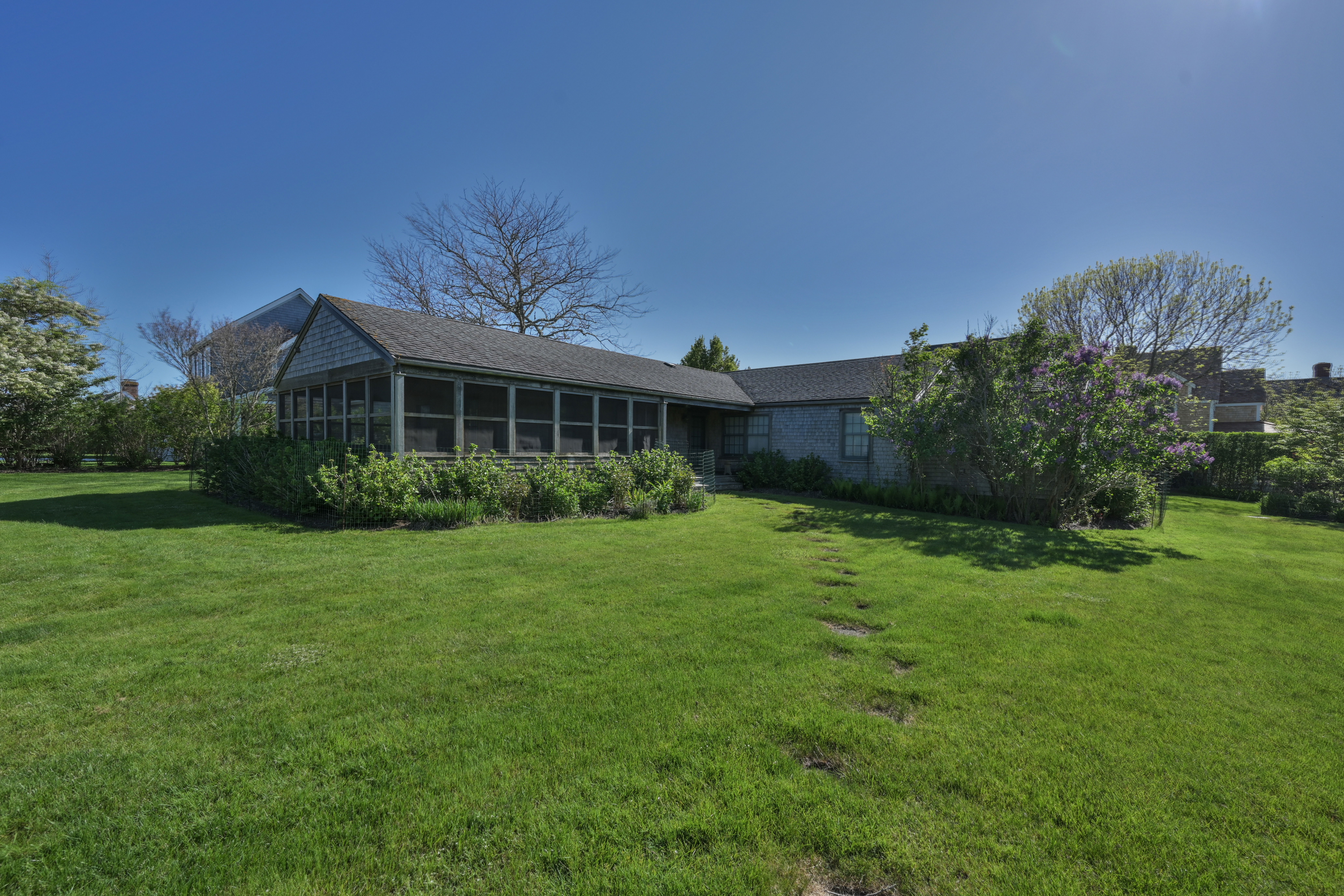 78 Cliff Road photo 2