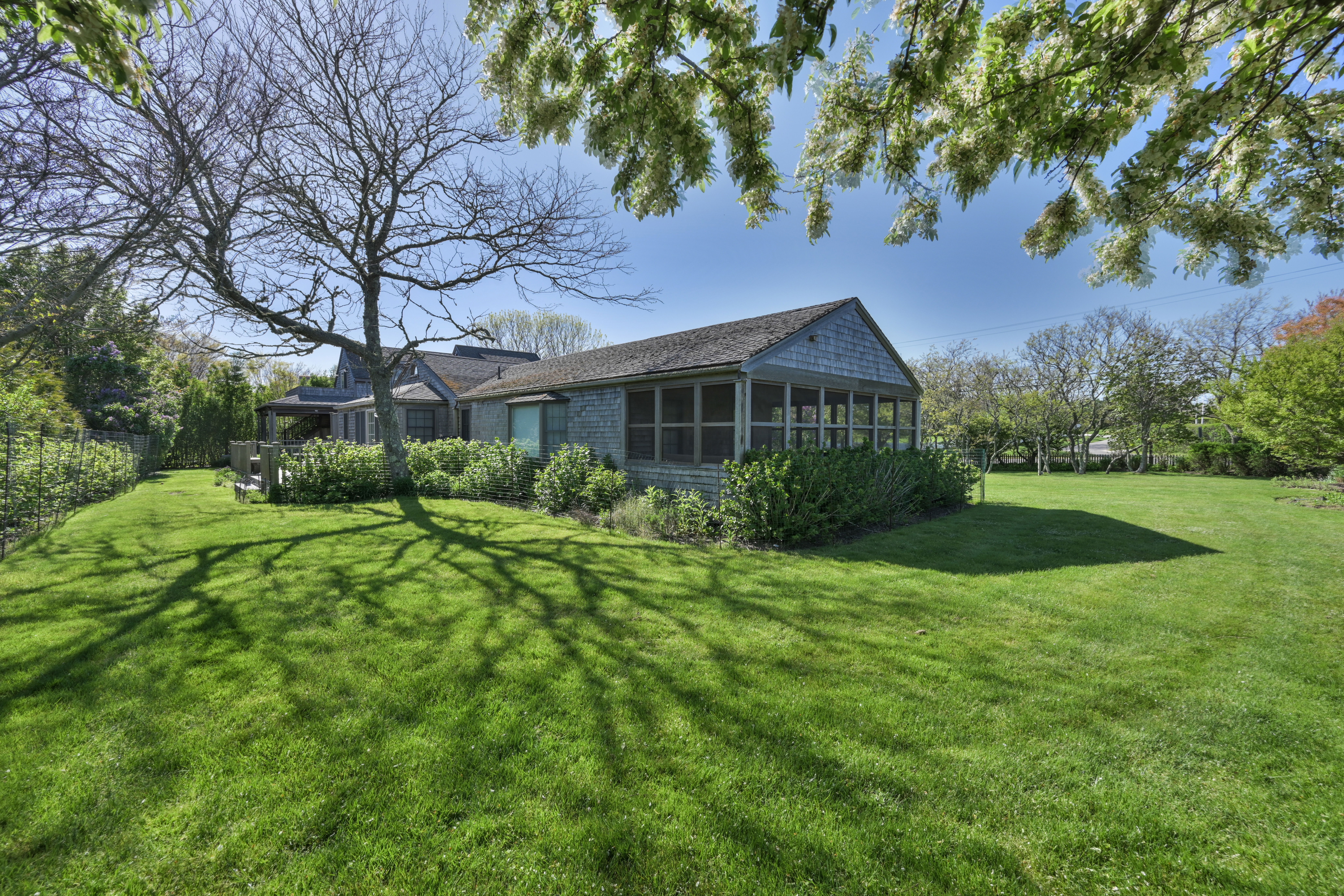 78 Cliff Road photo 3
