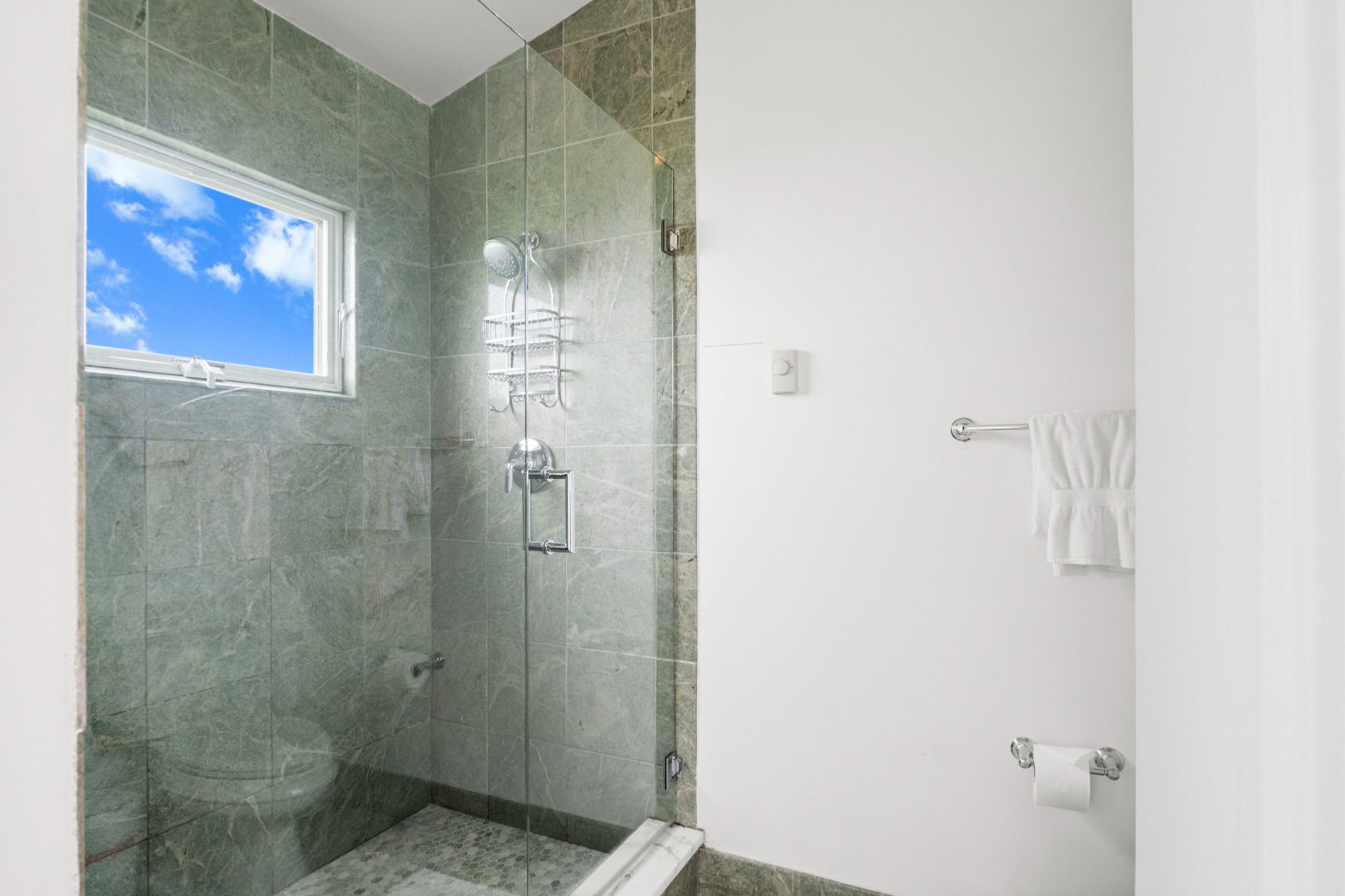 1 Reeds Way photo 33