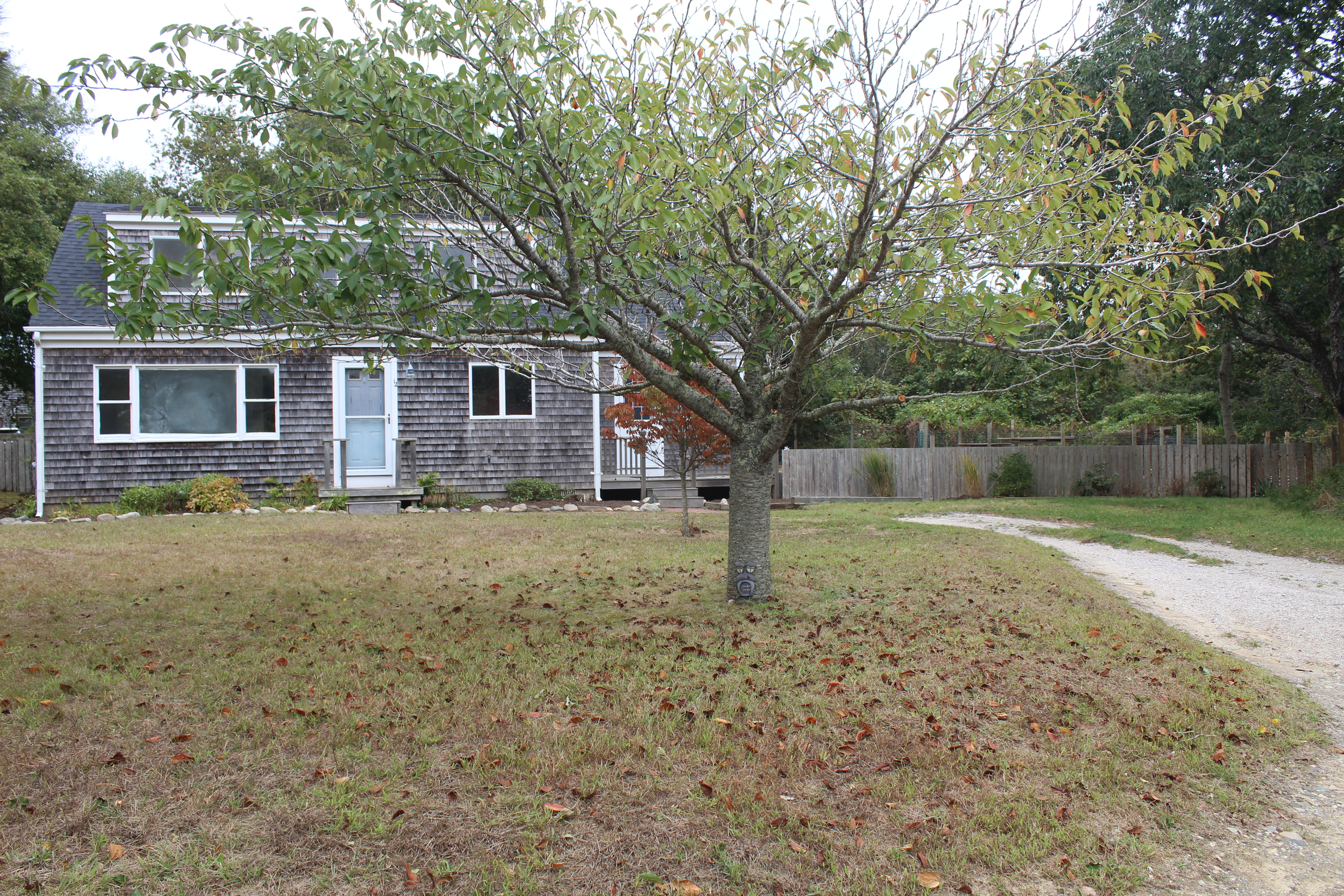 12 Oak Hollow Lane photo 2