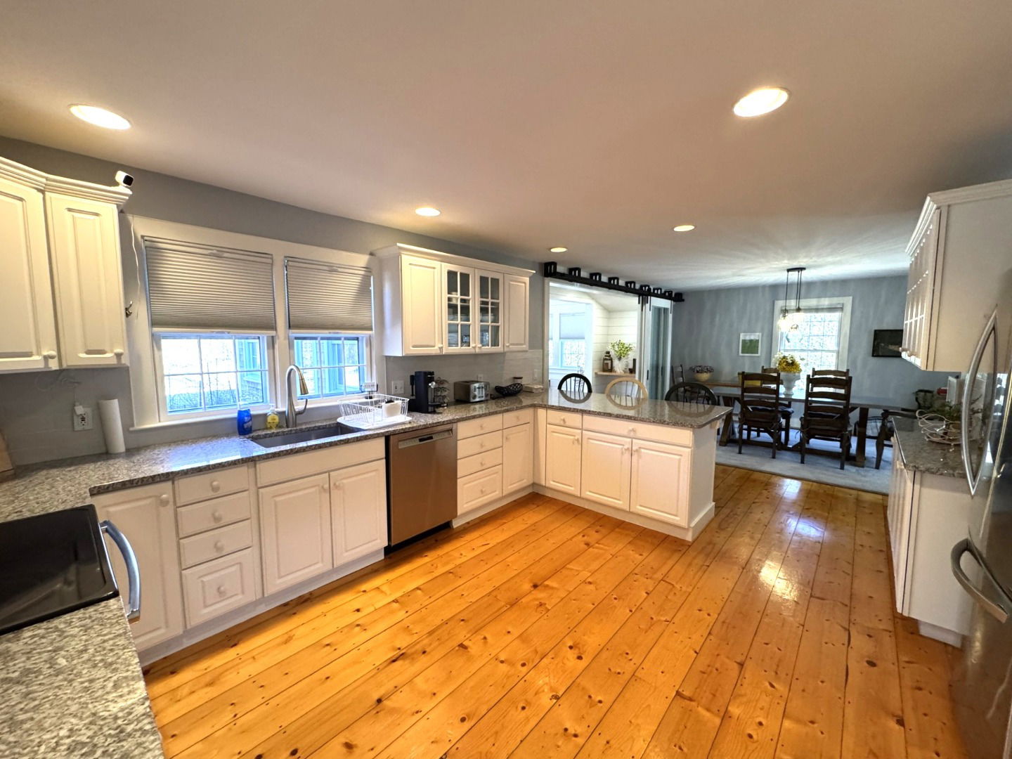 33 Goldfinch Drive photo 3