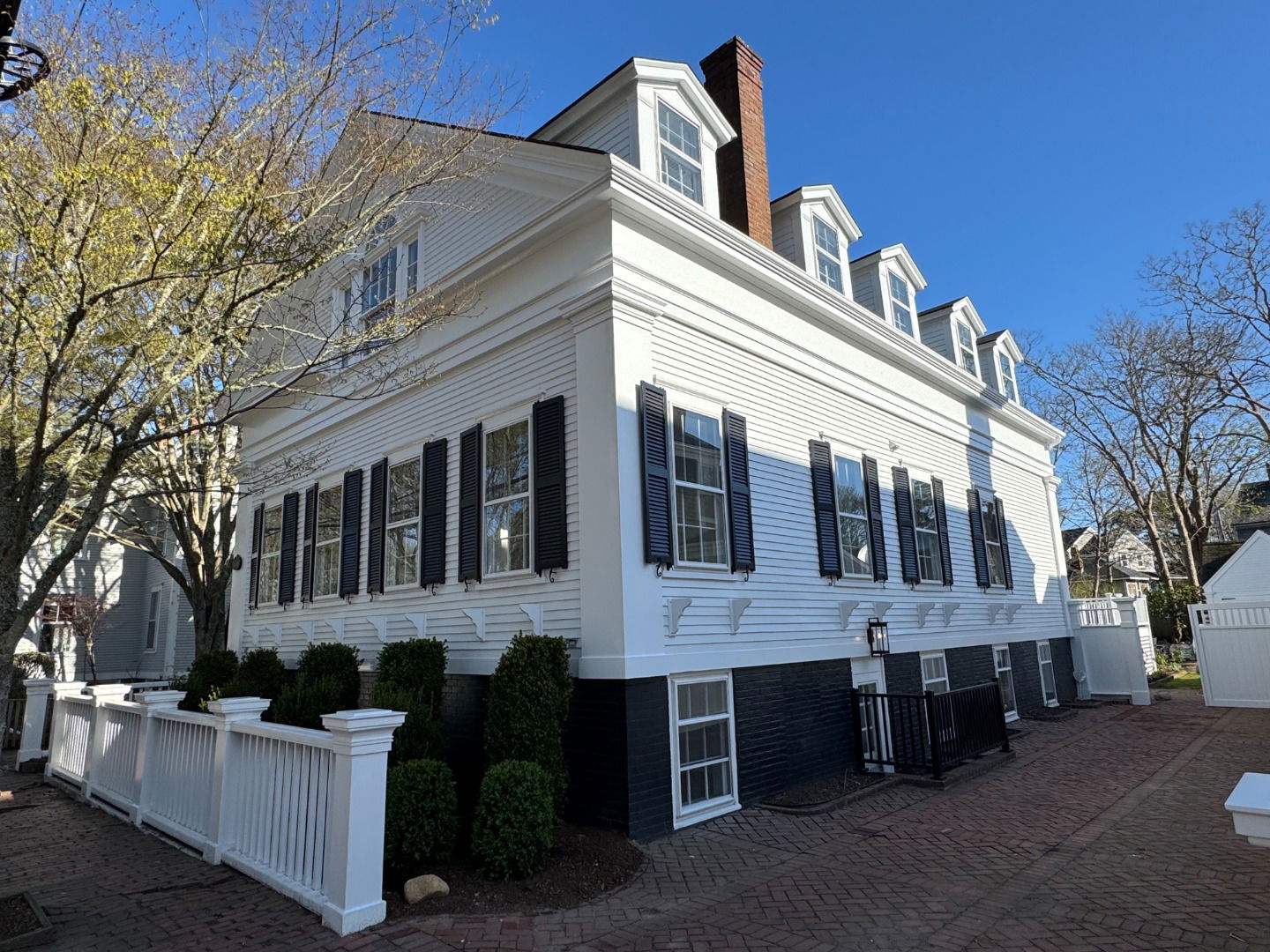 110 Main Street photo 2