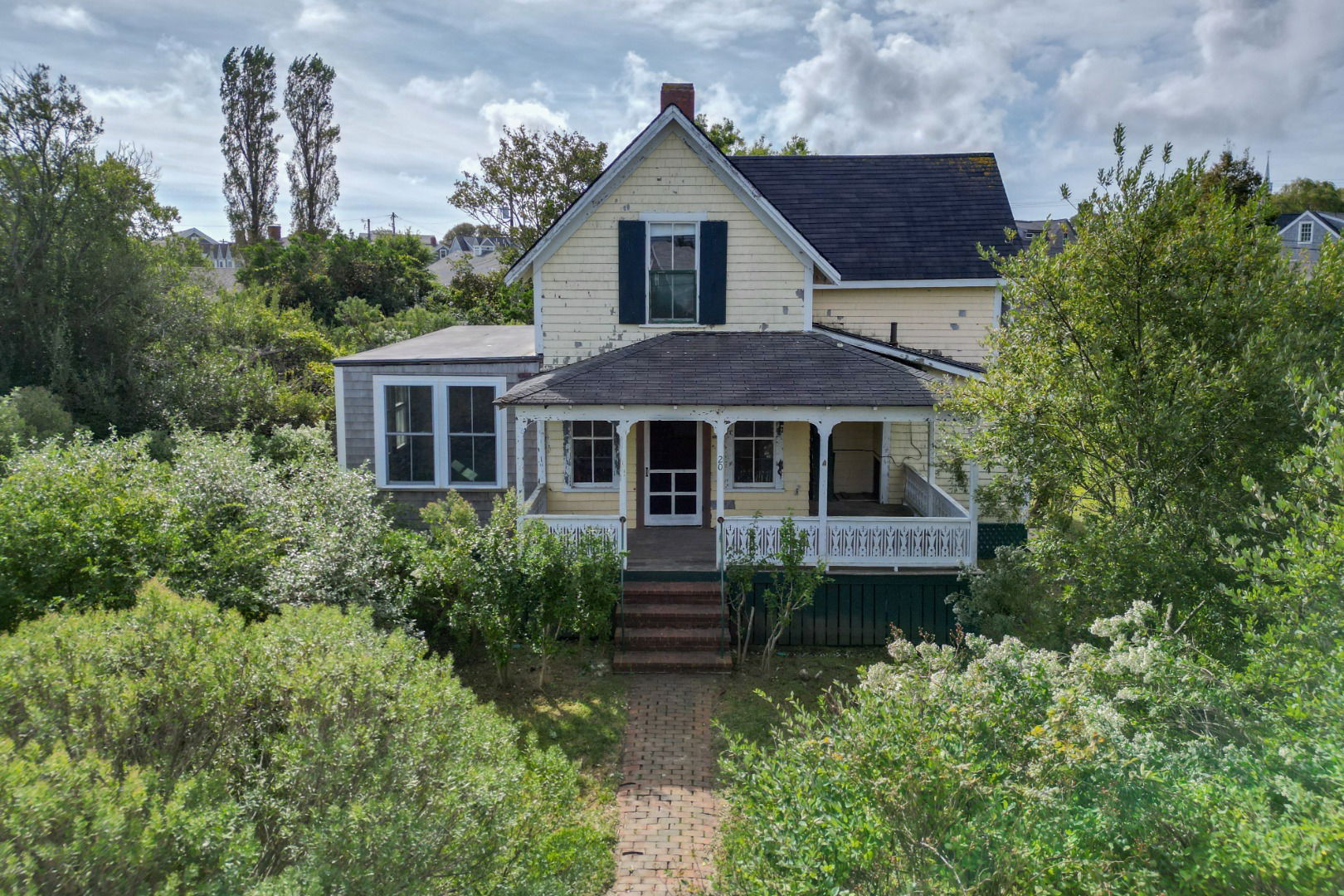 20 East Lincoln Avenue  & 13 Cornish Court photo 2