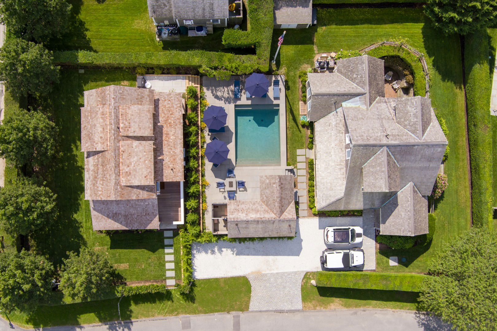 Photo of property  at 2 Hedgebury Lane