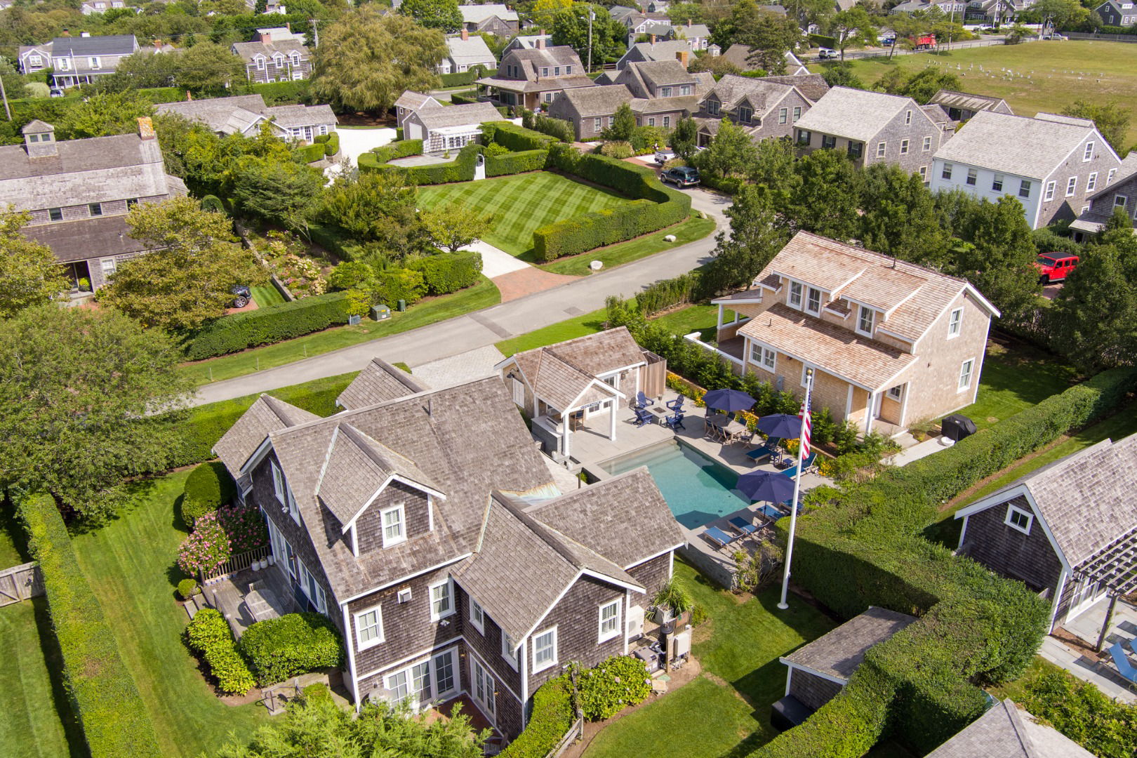 2 Hedgebury Lane photo 21