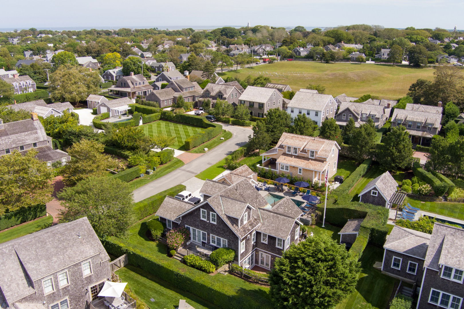 2 Hedgebury Lane photo 23