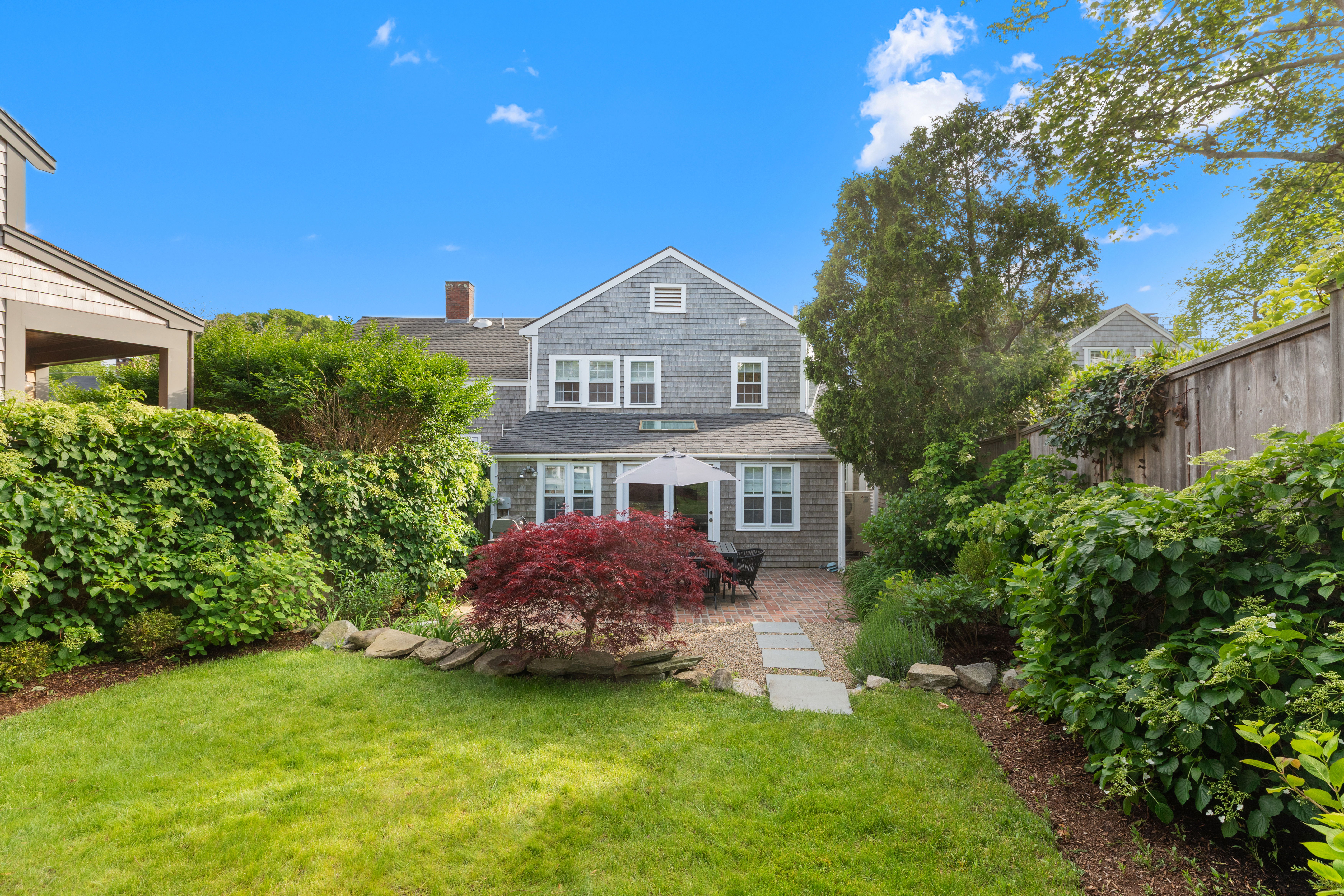 32 Pine Street photo 29