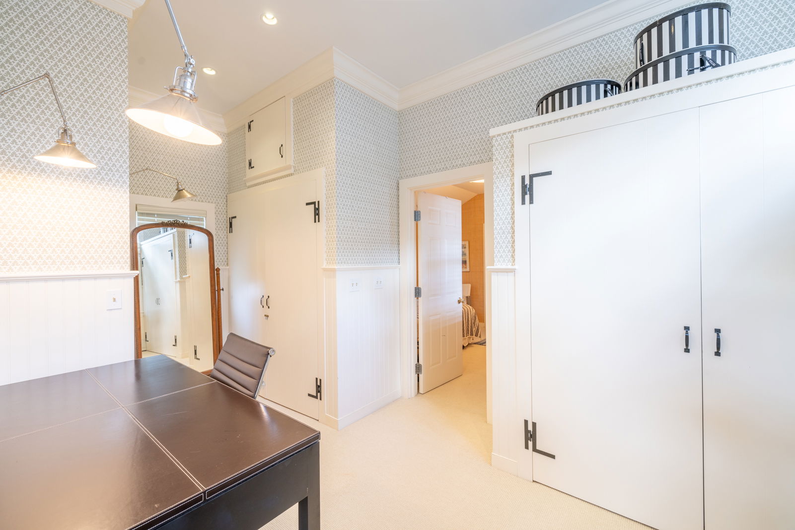 60 Cliff Road photo 12