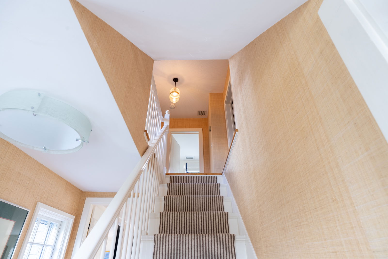 60 Cliff Road photo 13