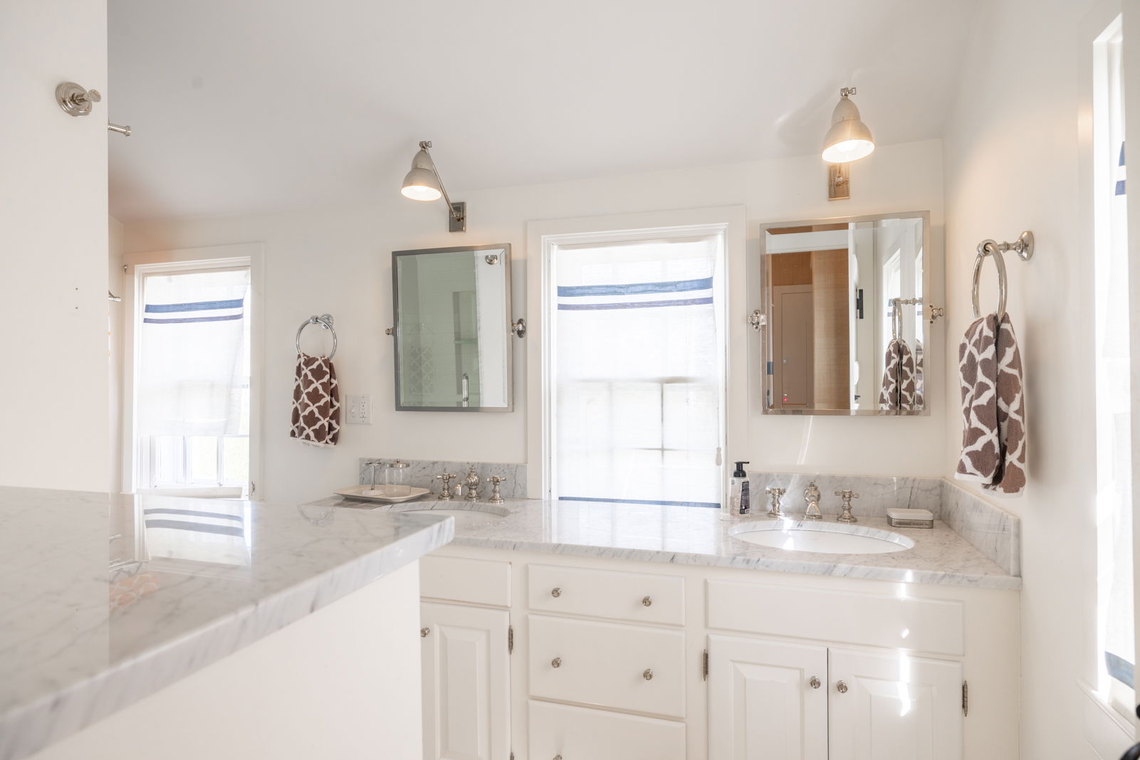 60 Cliff Road photo 22