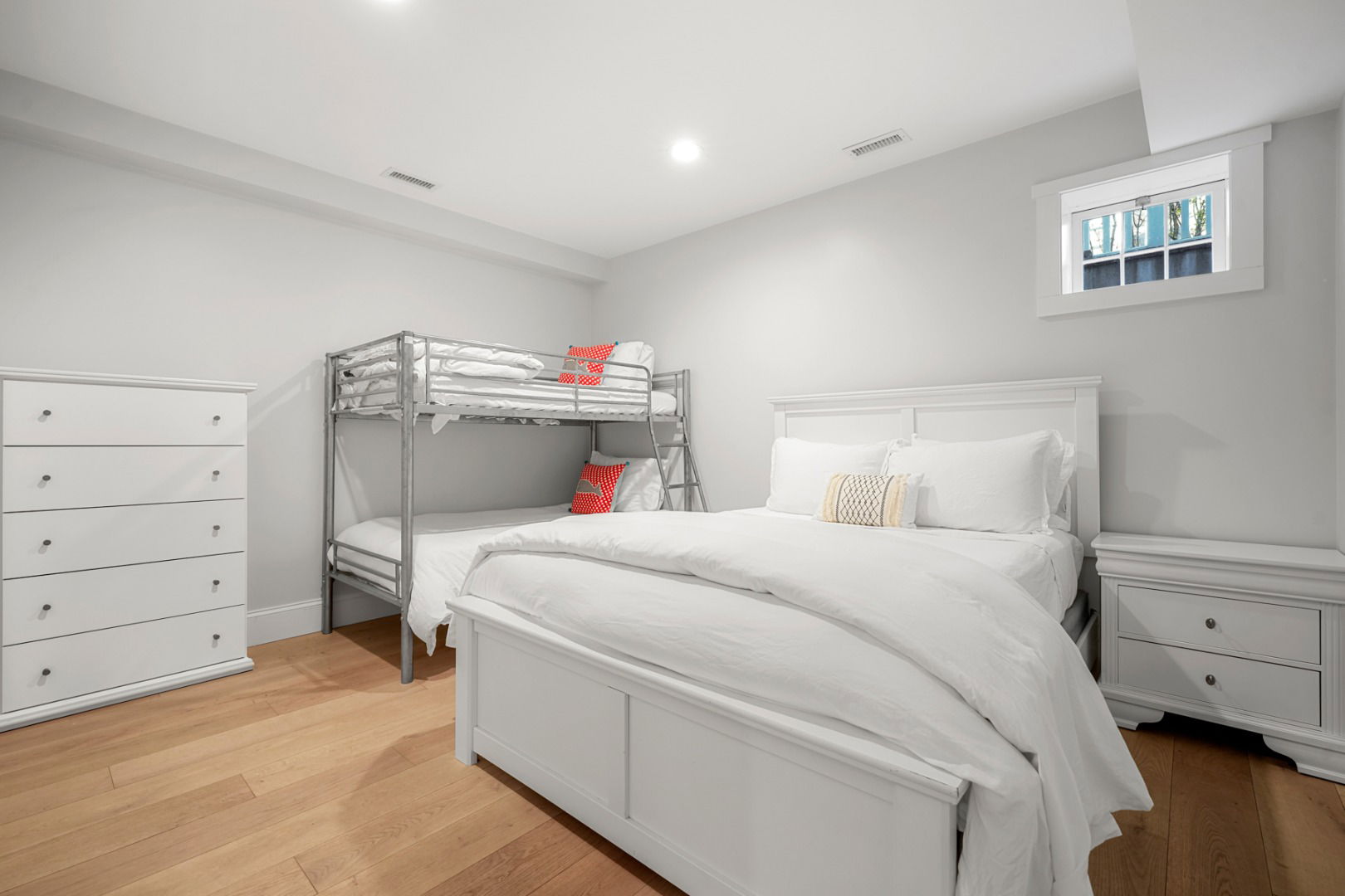 45 Pleasant Street photo 35