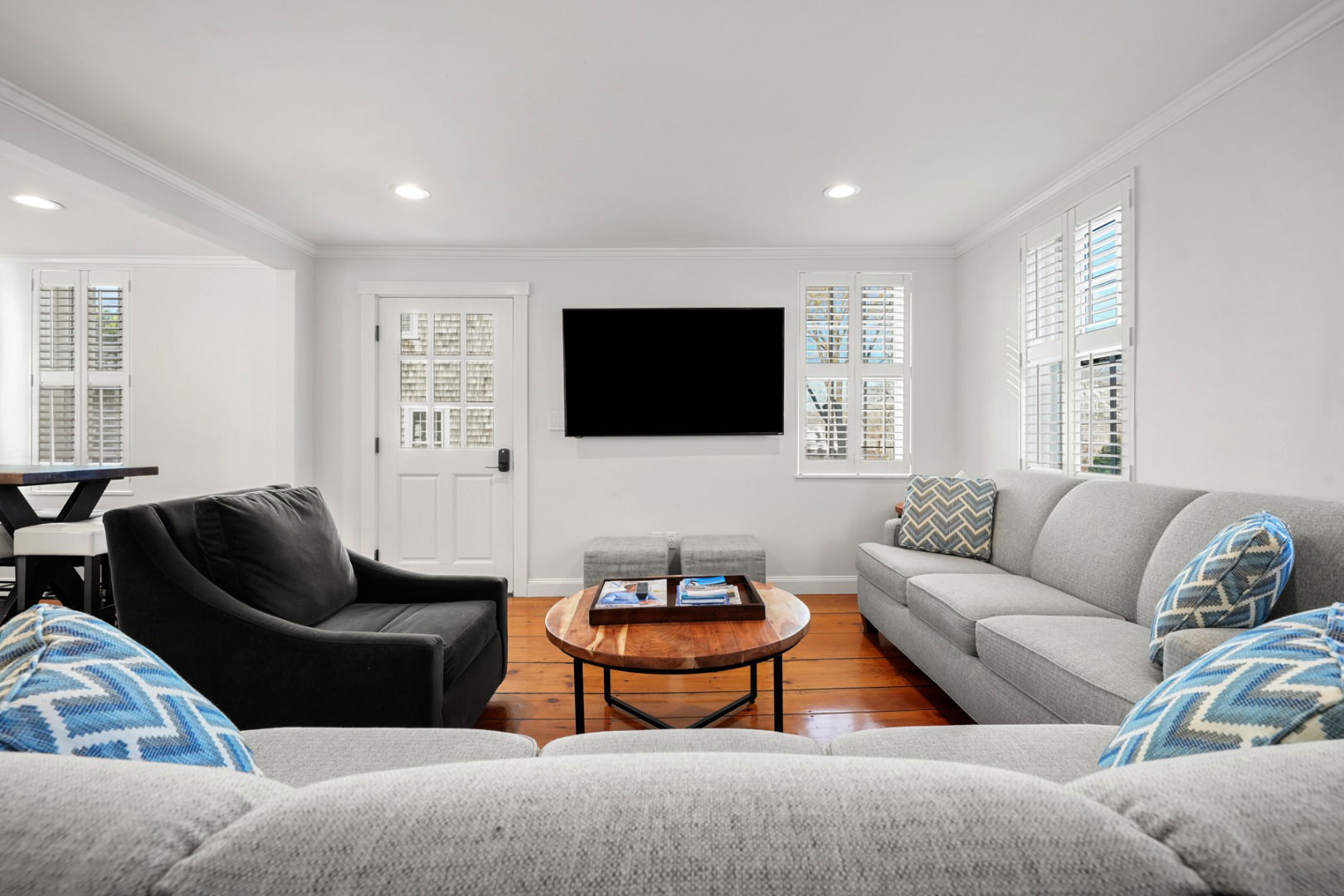 45 Pleasant Street photo 42