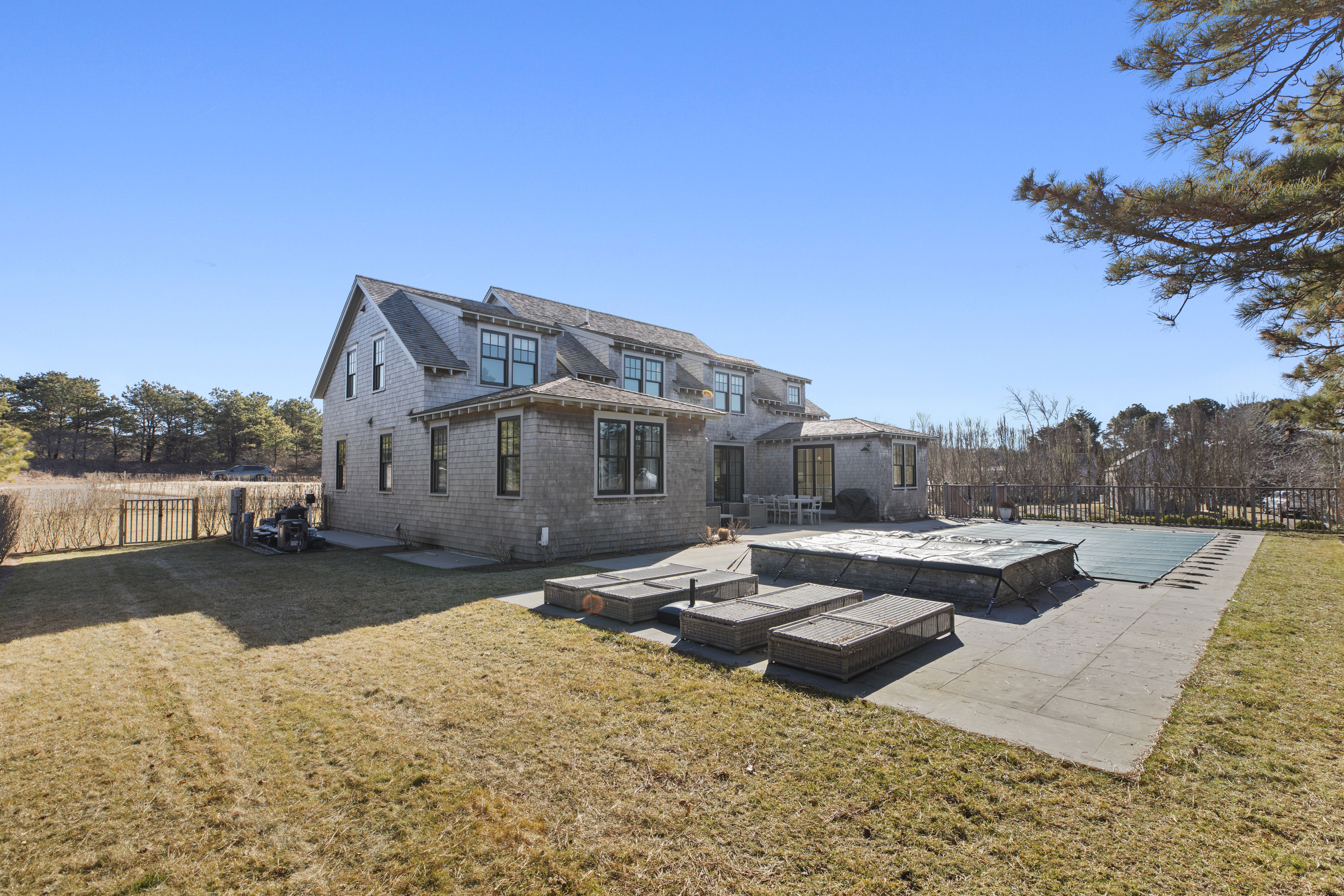 12 Upper Tawpawshaw Road photo 56