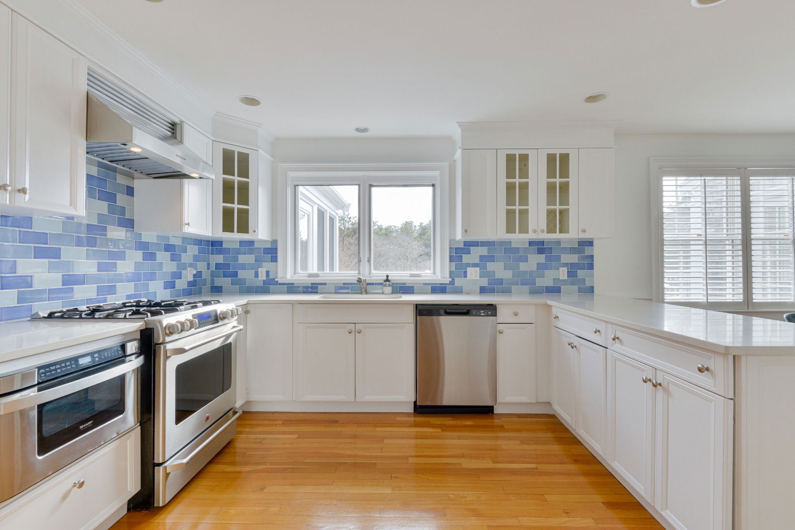 16 Gladlands Avenue photo 11
