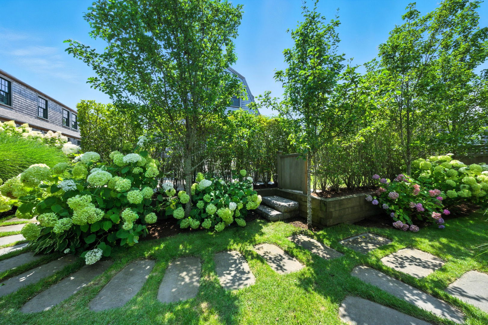 33- Vesper Lane photo 18