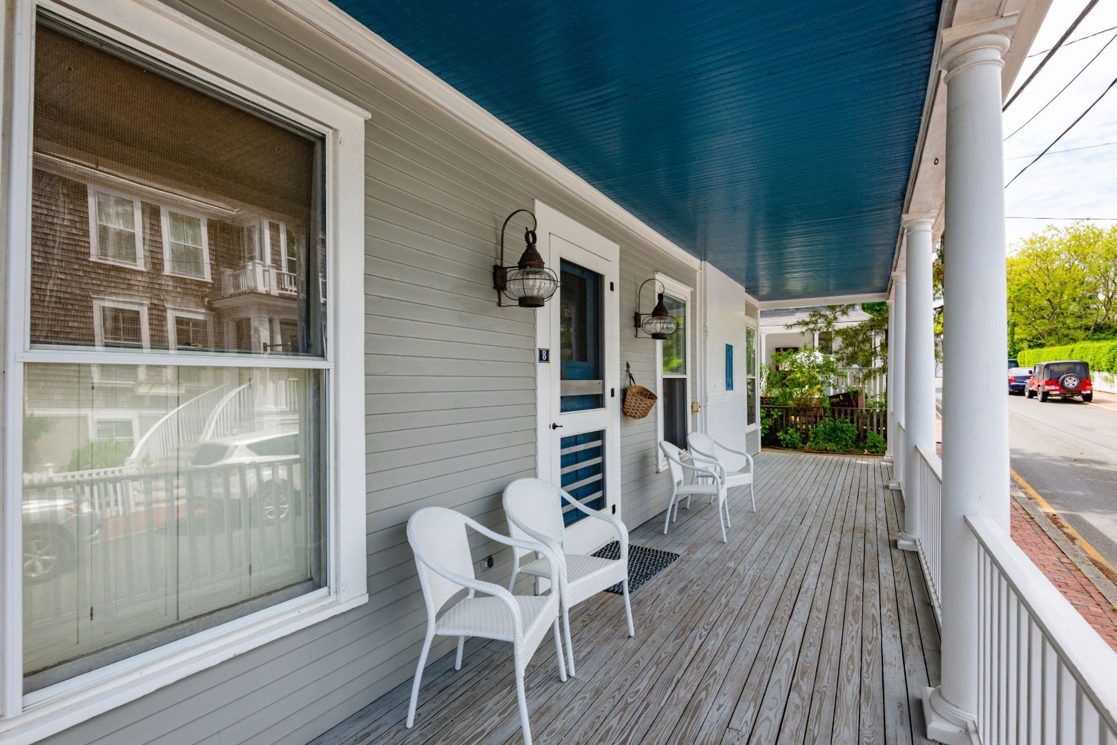 8 Cliff Road photo 3