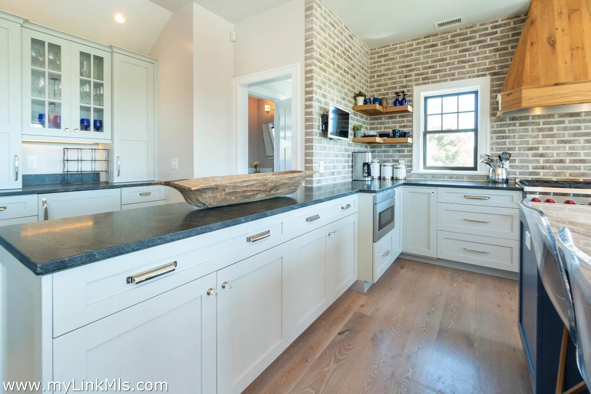 13 Hendersons Drive photo 16