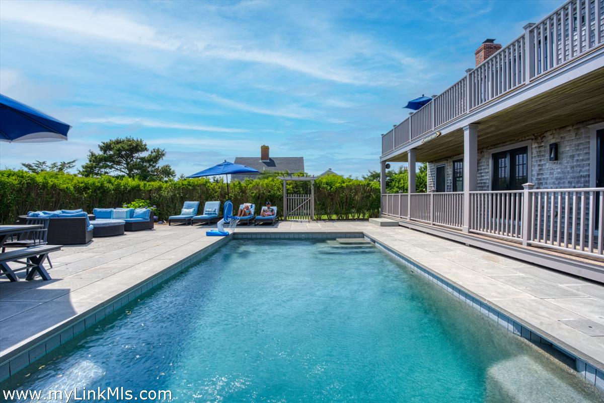 13 Hendersons Drive photo 34