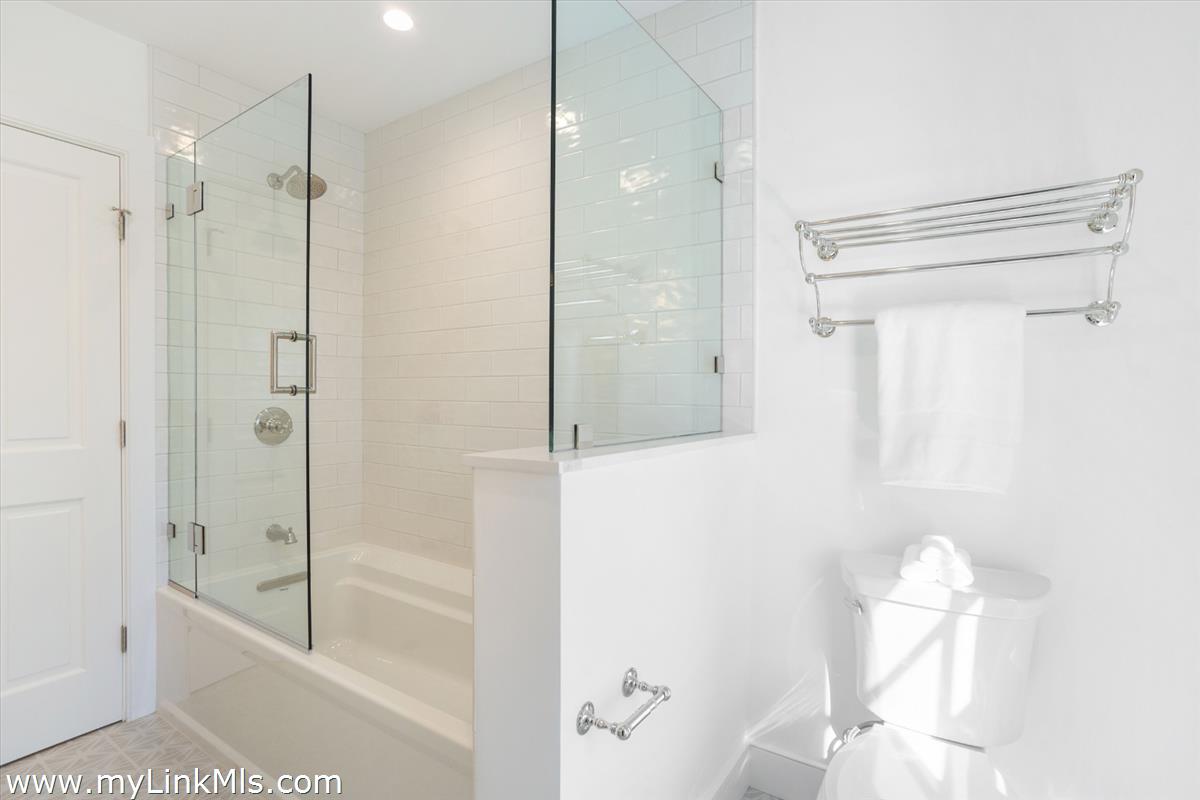22 Vestal Street photo 36