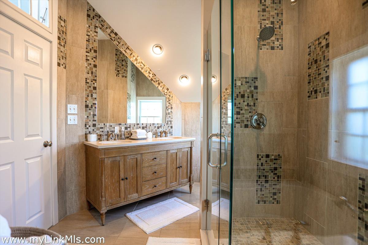 24 Flintlock Road photo 59