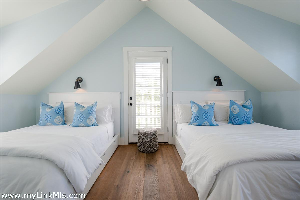 15 Meader Street photo 16