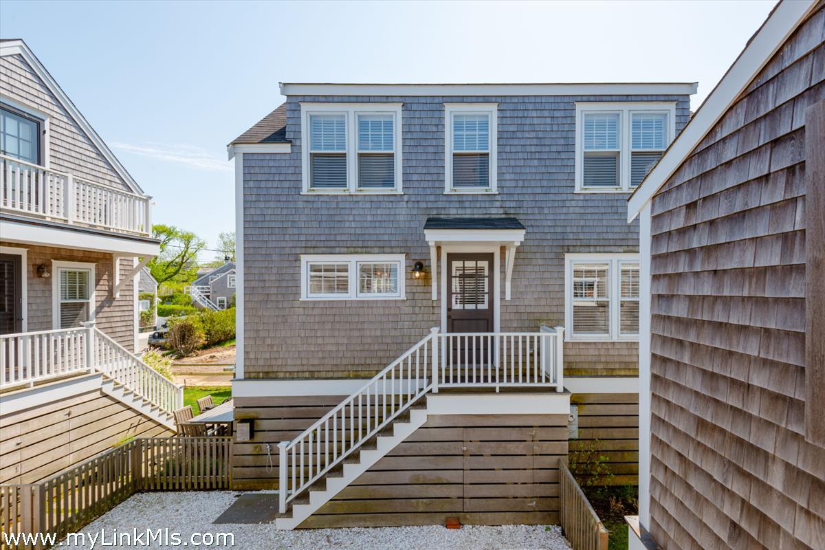 15 Meader Street photo 2