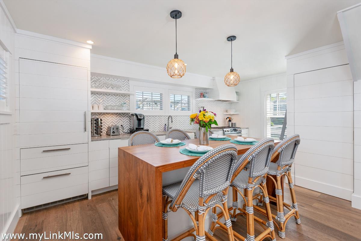 15 Meader Street photo 5