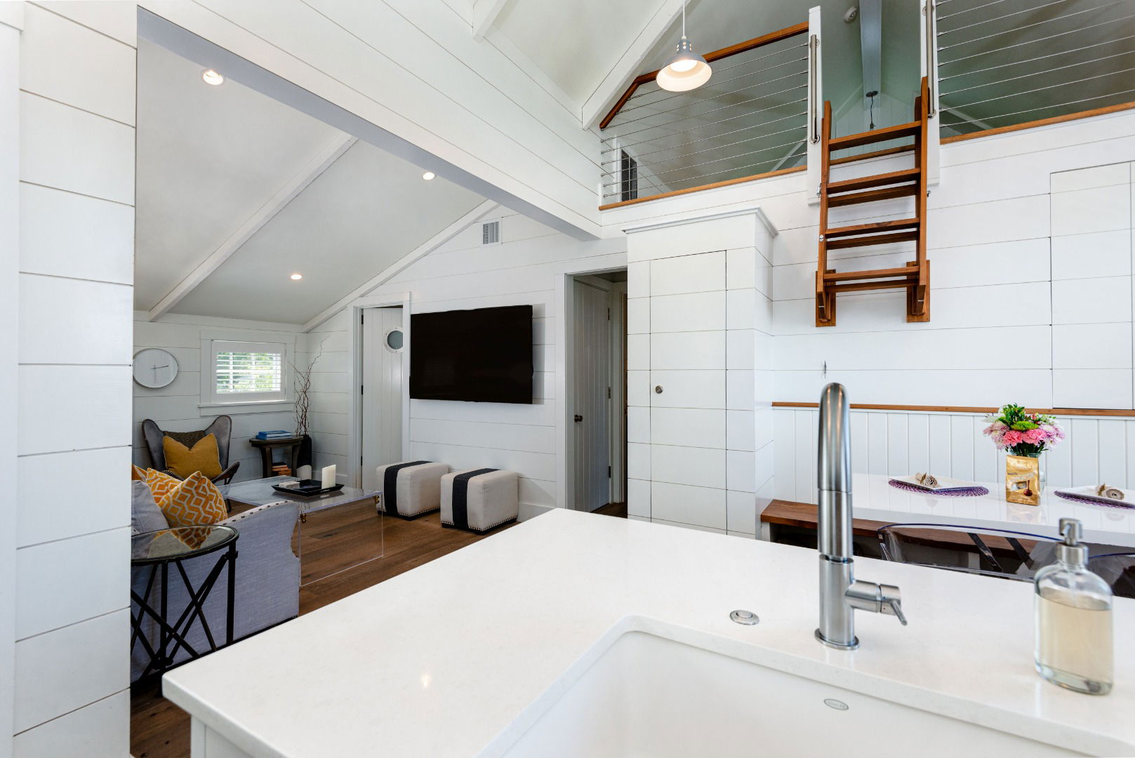 15 Meader Street photo 4