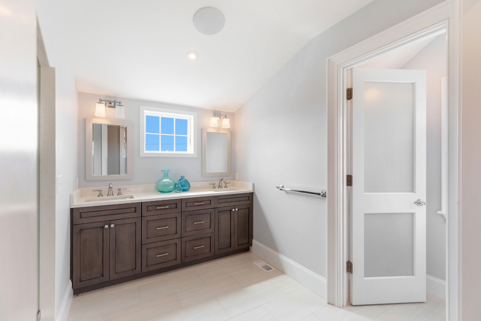 24 Nonantum Avenue photo 33