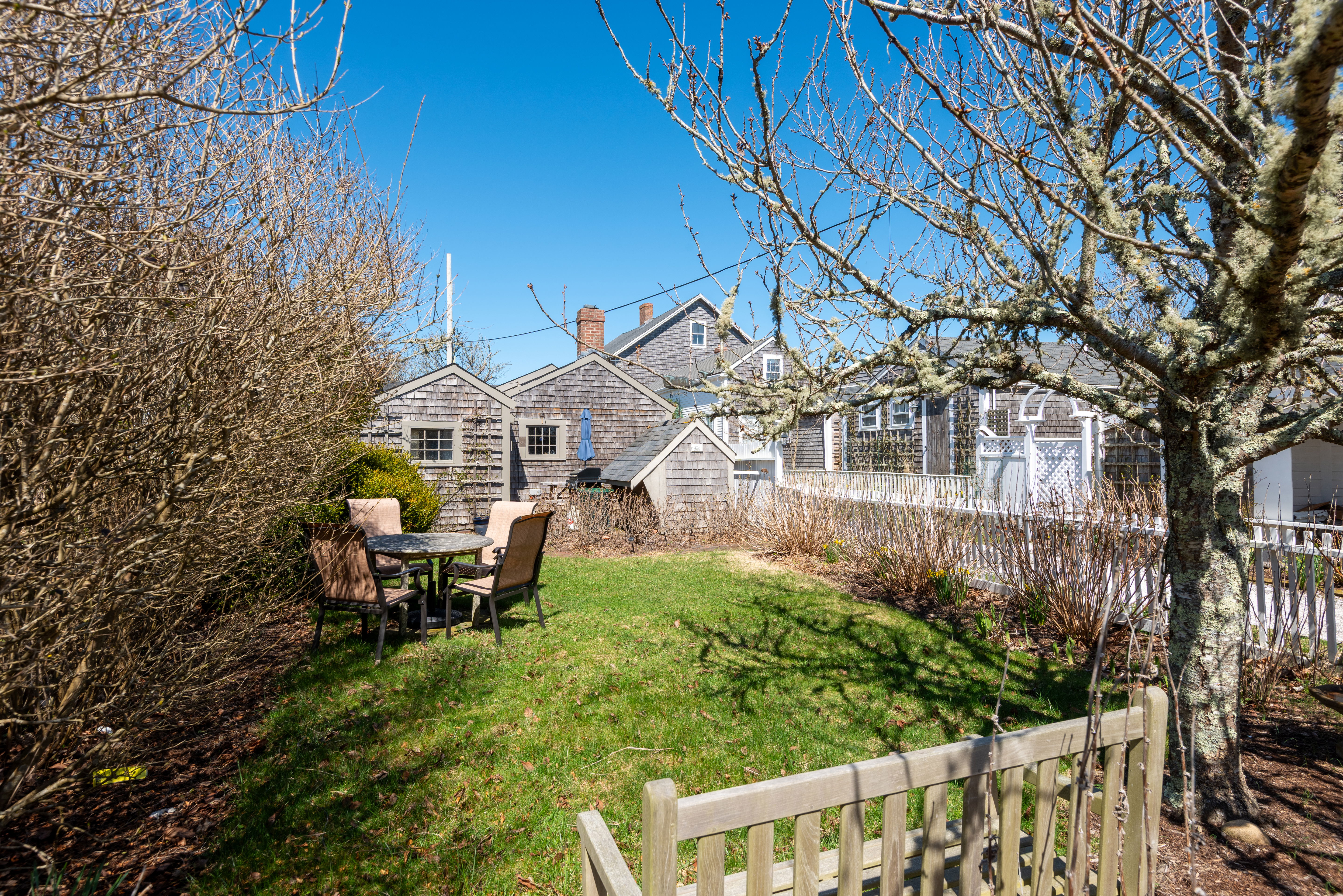 2 Elbow Lane photo 21
