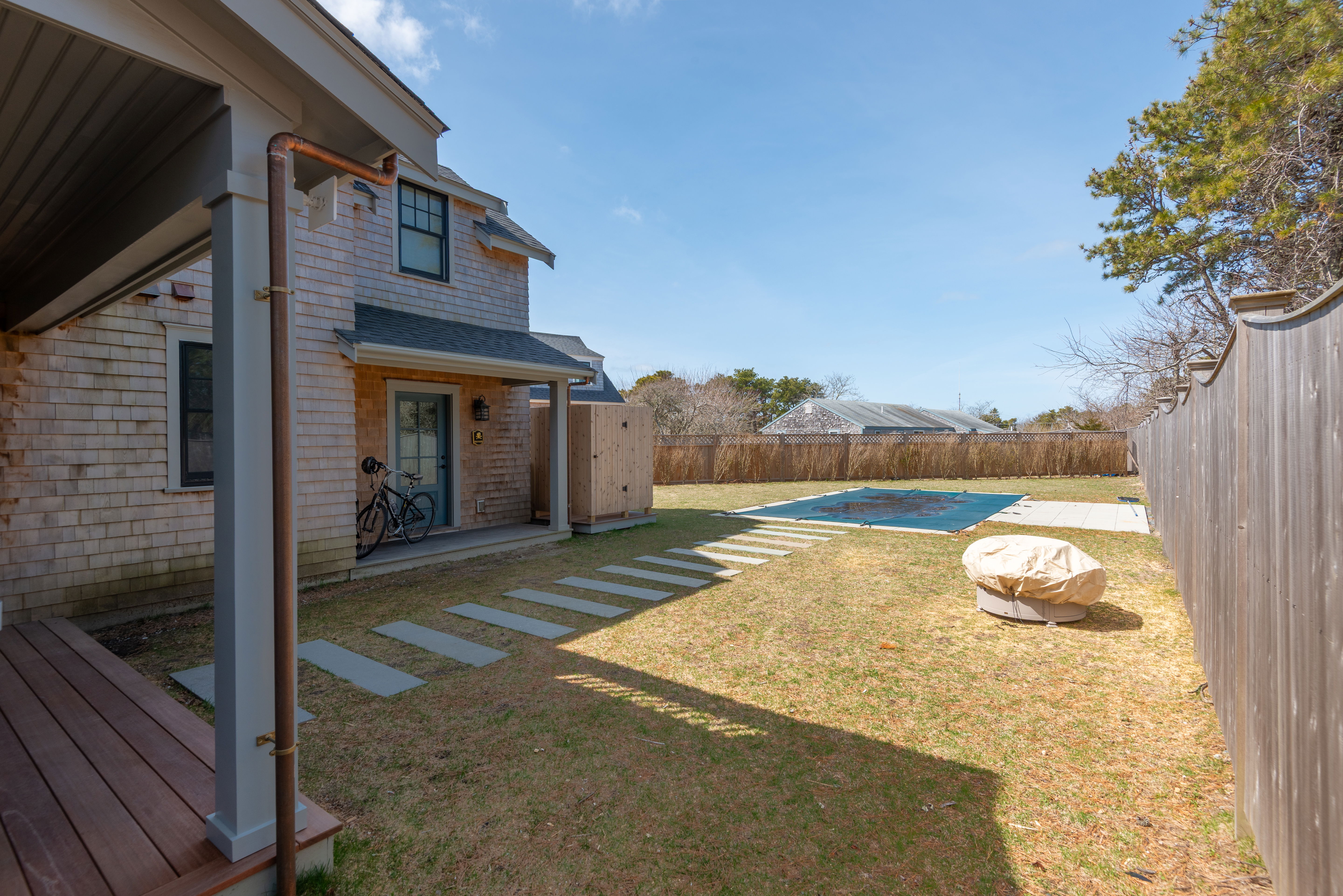 15 Fawn Lane photo 3