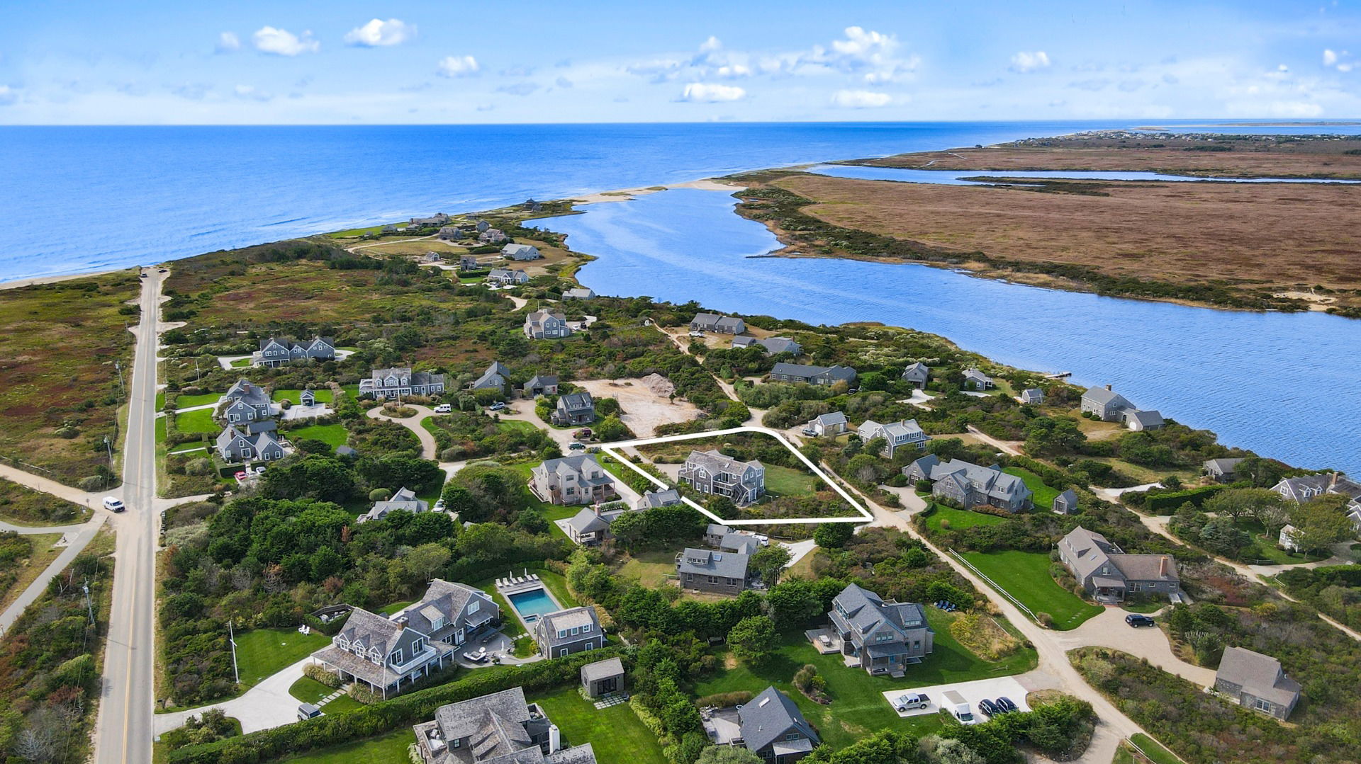 Photo of Nantucket vacation rental property at 5 Tautemo Way, Nantucket MA 02554