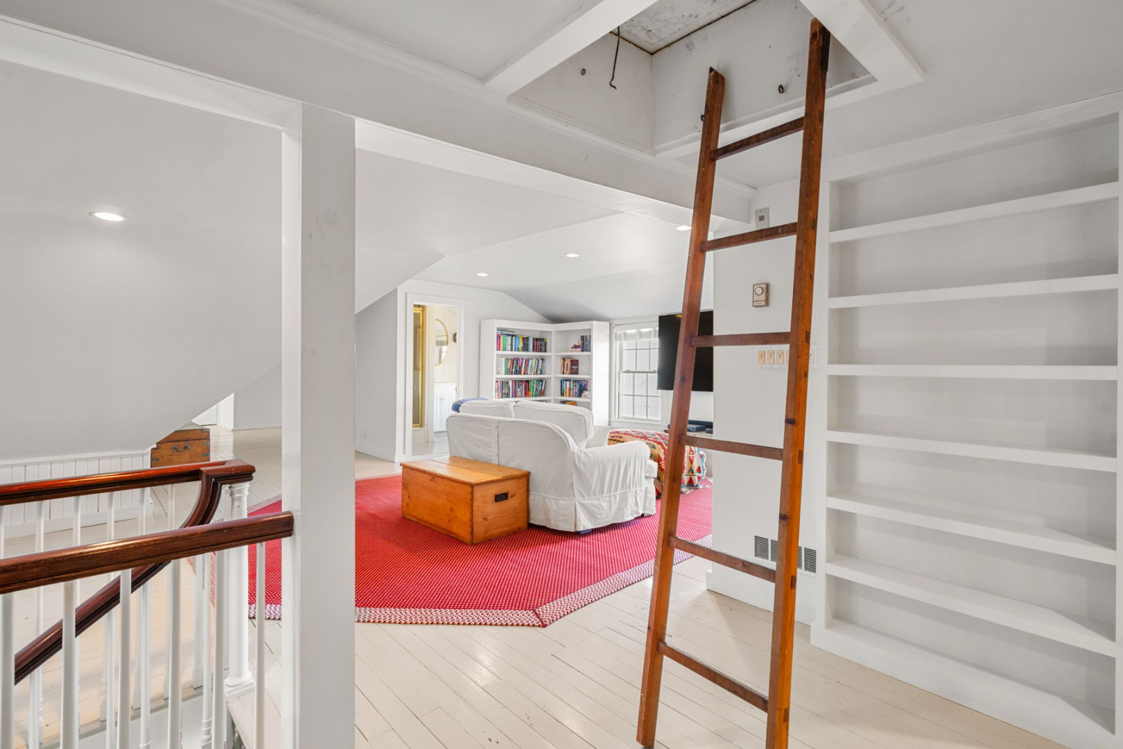 1 Ocean Avenue photo 28