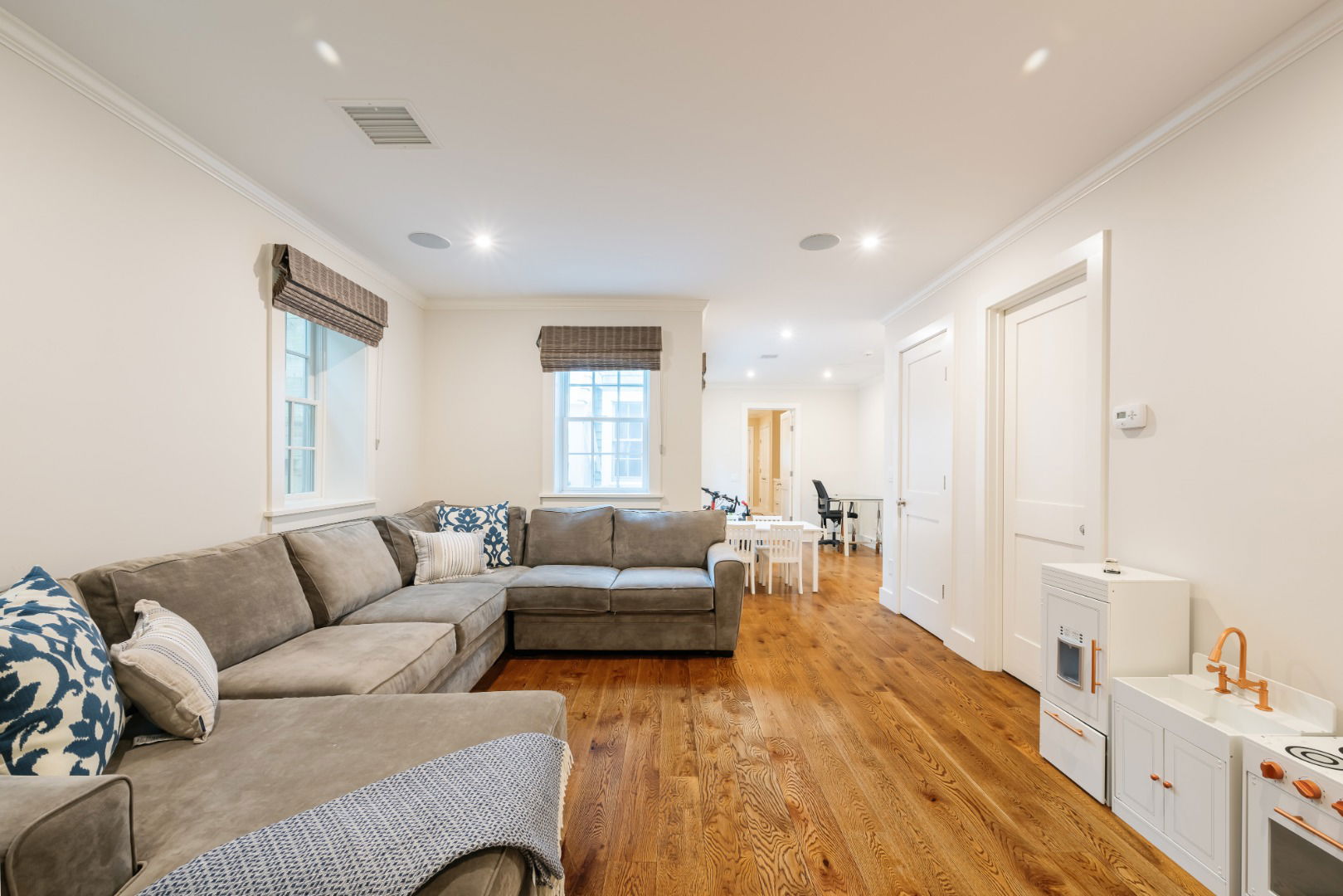 13 Derrymore Road photo 26