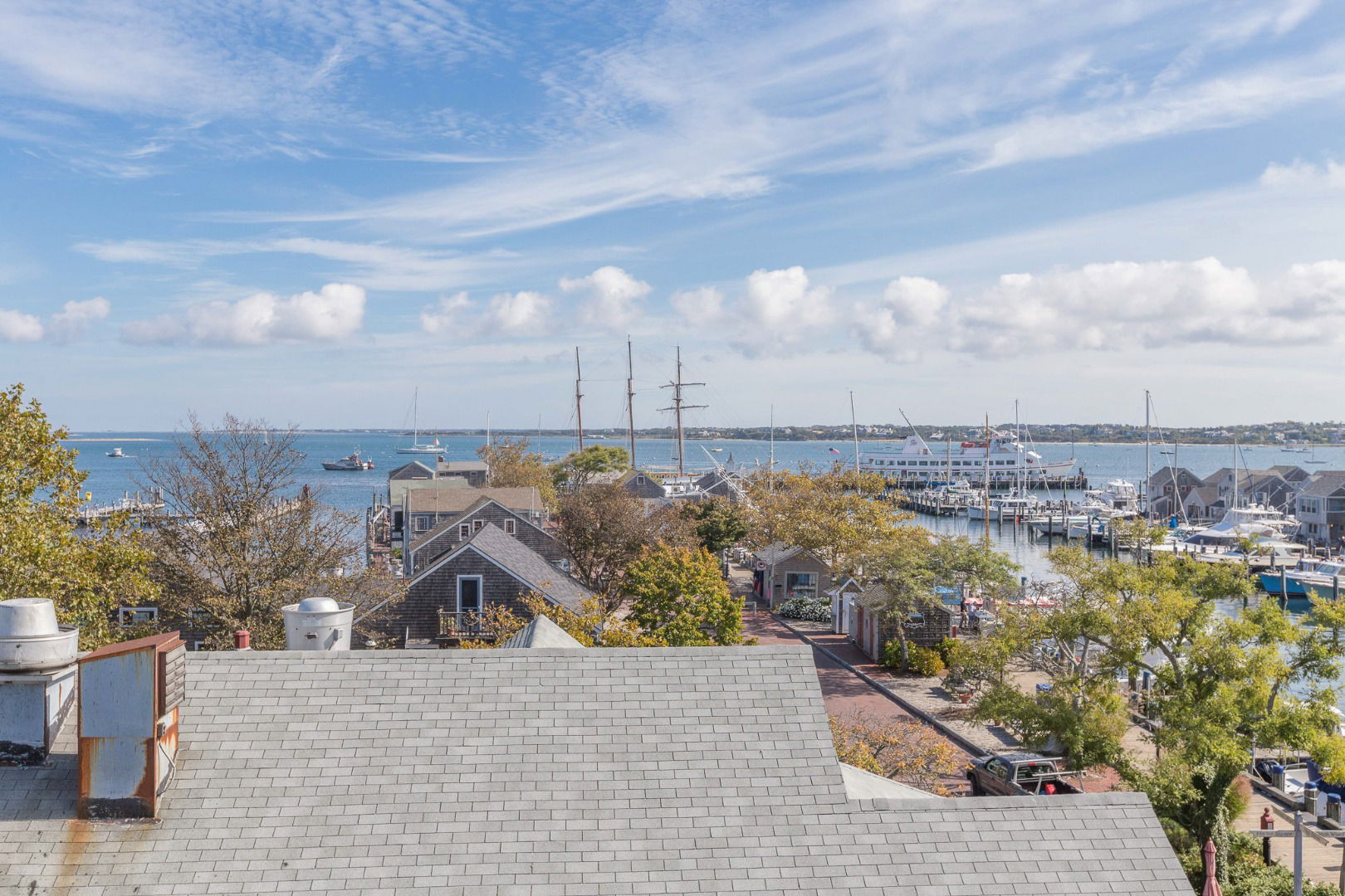 20 Straight Wharf photo 26