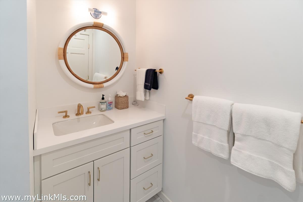11 Mississippi Avenue photo 19