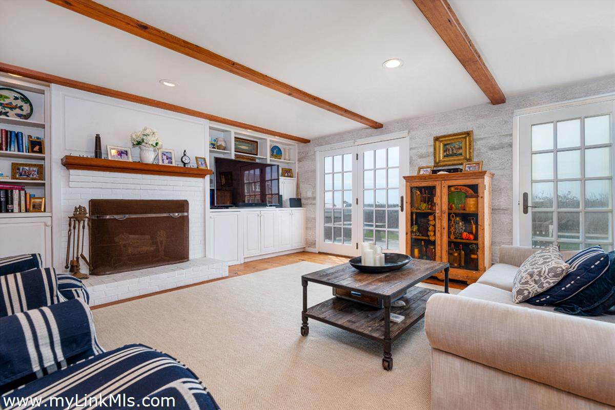 6 Marion Avenue photo 9