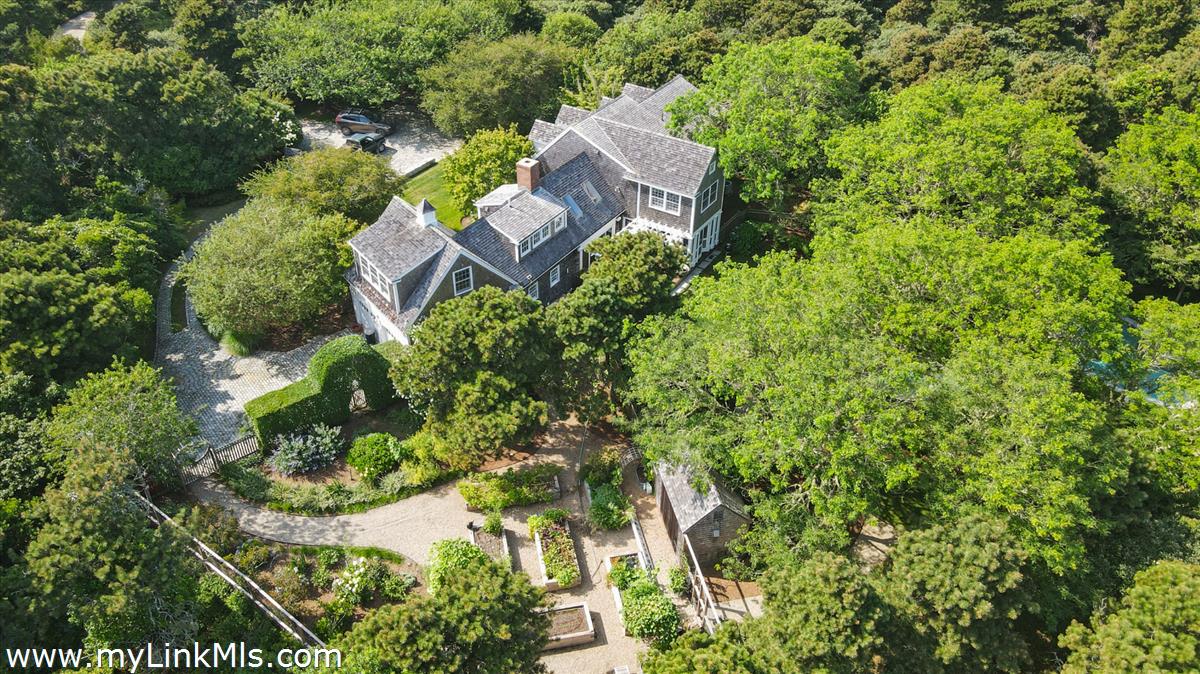 Photo of property  at 15 Skyline Drive